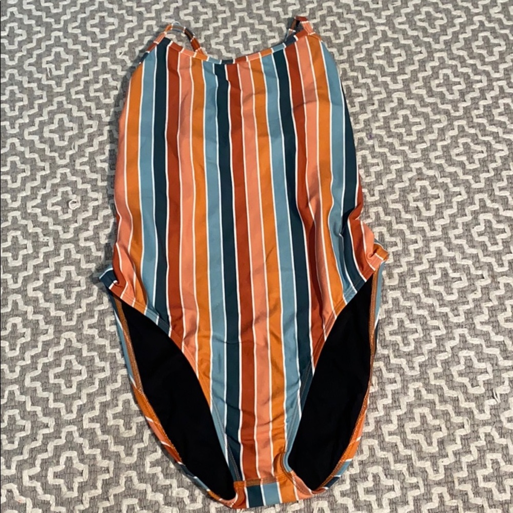 Jolyn One Piece